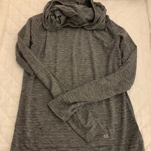 Gap Fit Funnel-neck workout top